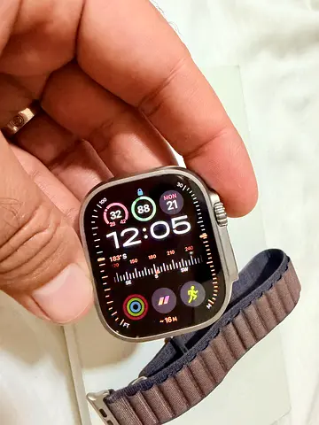 Apple Watch Ultra 2 with 6 Free Extra Bands - Excellent Condition