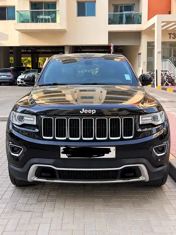 Jeep Grand Cherokee Limited 2015 | GCC Specs | Well Maintained