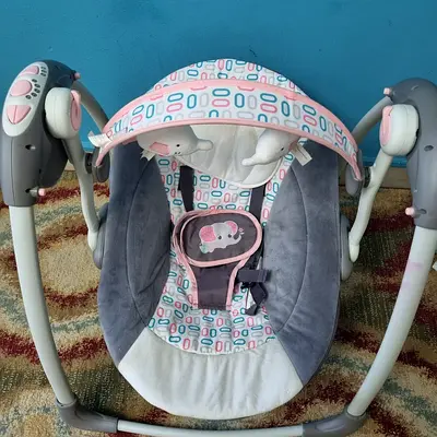 Baby swing