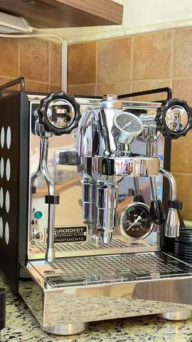 Rocket Appartamento Espresso Milano Coffee Machine