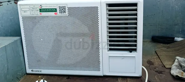 Gree window air conditione for sale