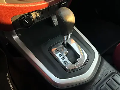 2020 Nissan NAVARA 缩略图 16