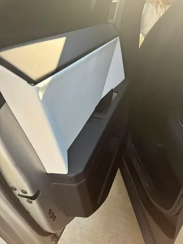صورة مصغرة 14 لـ 2026 Tesla CYBERTRUCK