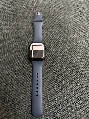 Apple Watch Series 9 41 mm case (with black sport band) - Good working condition