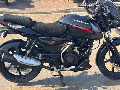Motorcycles bajaj pulsar 150cc 2022 model 1500