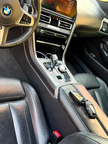 2019 BMW 8-SERIES photo 9