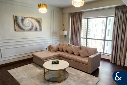 Upgraded 2 Bed | Furnished | Marina Views