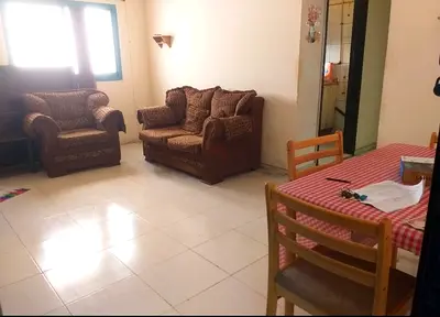 Bed space available for bachelors