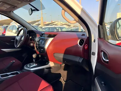 2020 Nissan NAVARA 照片 9