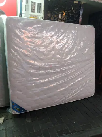 Queen size 160x200cm spring soft mattress.  Same day delivery available