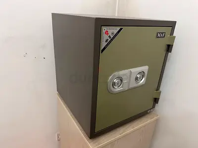 MAF fireproof office safe - compact double-lock model