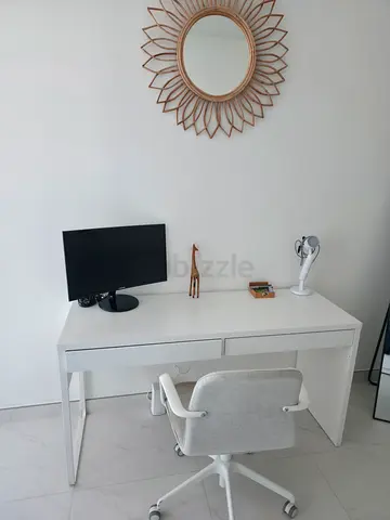 White modern desk with drawer and swivel chair - good condition