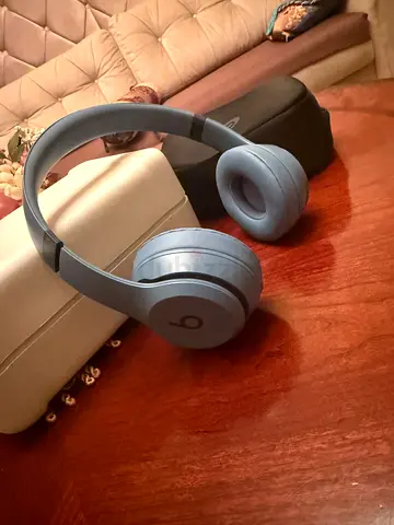 Beats Solo3 Wireless Headphones - Grey (Good Condition)