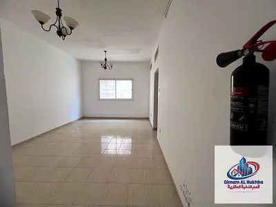 تخيل تبدأ يومك والحديقة أمامك استوديو واسع جدا بالمجاز 3 بمطبخ منفصل وخزائن وتهوية جيدة قرب نستو والكورنيش وجميع الخدمات
