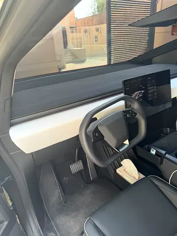 صورة مصغرة 15 لـ 2026 Tesla CYBERTRUCK