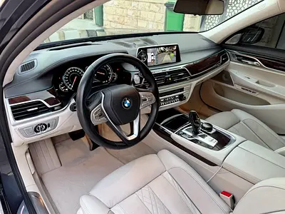صورة 6 لـ 2016 BMW 7-SERIES