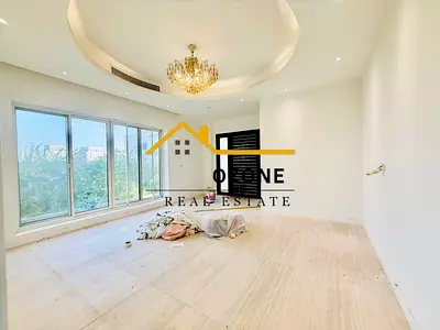 Corner unit\^5-Bedrooms Villa\^Garden Space\maid room