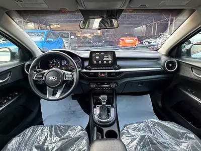 صورة 8 لـ 2019 KIA FORTE