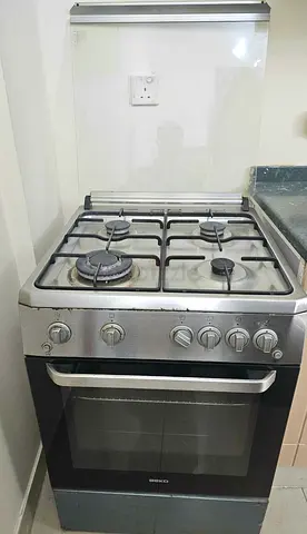 Beko 4 Burner Gas Cooker - 60x60cm - Good Condition