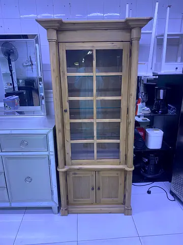 Bookcase – Servant Left, Acacia Natural