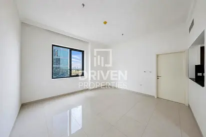 Vacant Apt | Community Views | Prime Location