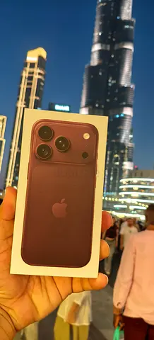 18 pro 256GB burgundy/black