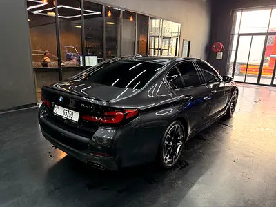 2023 BMW 5-SERIES 照片 3