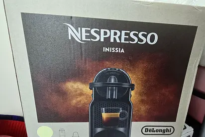 Nespresso Inissia Coffee Machine by De'Longhi - Compact Espresso Maker - Creamy White Color