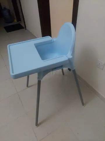 Light blue baby high chair - simple feeding chair