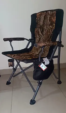 "2 Paradiso Camping Chairs - AED 100"
