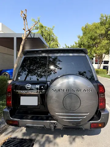 2024 Patrol Super Safari Al Ostoura | 8,000 km | Under Warranty | Original Owner
