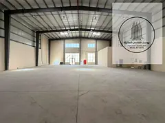 For rent at an excellent price: a 10,000 sq. ft. warehouse with a mezzanine and 110 kW electrical po
