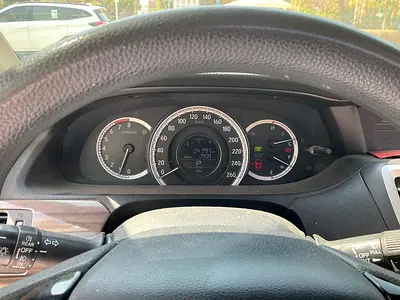 2017 Honda ACCORD — фото 10