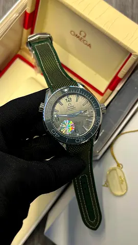 Omega seamaster mens automatic watch