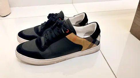 Men's black leather Burberry-style check detail sneakers