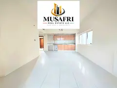 FAMILY BUILDING/PRIME LOCATION/BRIGHT APARTMENT