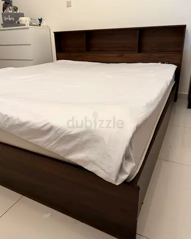 King size bed