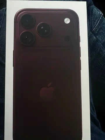 iPhone 18Pro (boxed) — burgundy, unused in box