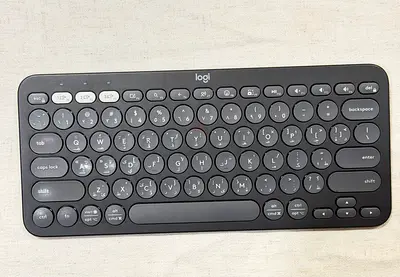 Logitech compact multidevice Bluetooth wireless keyboard (Pebble Keys 2 K380s) - good condition