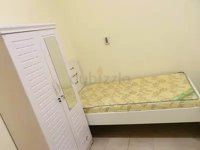 Executive Gents Bed Space Available near by Discovery Gardens Metro