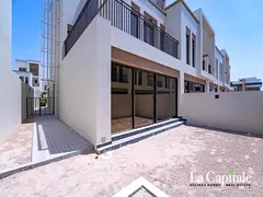 SINGLE ROW | NEAR LAGOONS | LARGE LAYOUT
