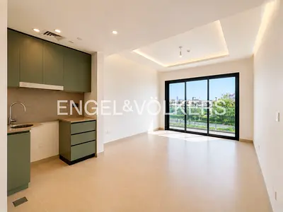 Best Value | Below OP | Large Balcony