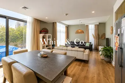 VOT | Close to Amenities | Corner Unit