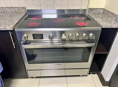 Bosch Stainless Steel Electric Range with Glass Ceramic Hob - Good Condition