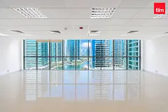 Lake View | Spacious | Community Expert