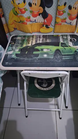 Kids table