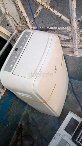 Portable ac for sale in excellent condition same as brand new