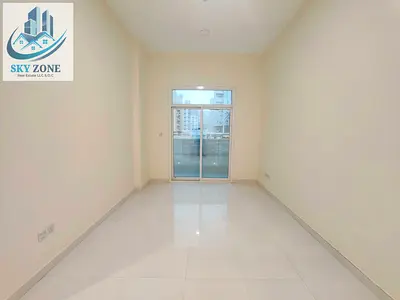 LIKE A NEW NEAR TO OUR OWN SCHOOL /ULTRA LUXURIOUS AND SPACIOUS 1 BEDROOM WITH CLOSED KITCHEN HAVIN