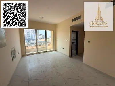 شقة غرفة وصالة جديدة (أول ساكن) مع بلكونة و2 حمام للإيجار السنوي في الجرف الصناعية 3 - بالقرب من شارع الشيخ محمد بن زايد