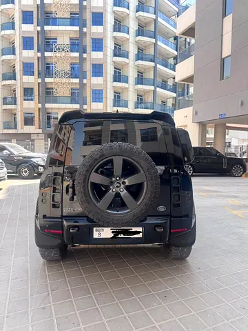 صورة 2 لـ 2023 LAND Rover DEFENDER